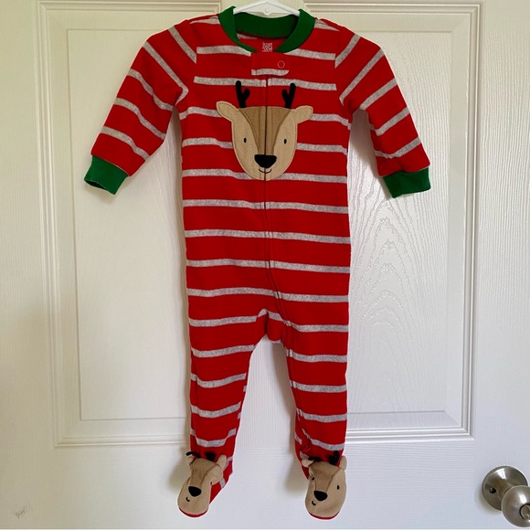 Bundle of Fuzzy Pajamas/Sleepers 6-9M - Picture 12 of 15